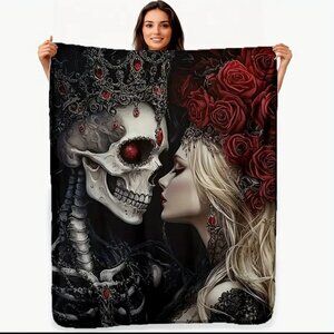 NWT DAY OF THE DEAD - SKULL THROW BLANKET